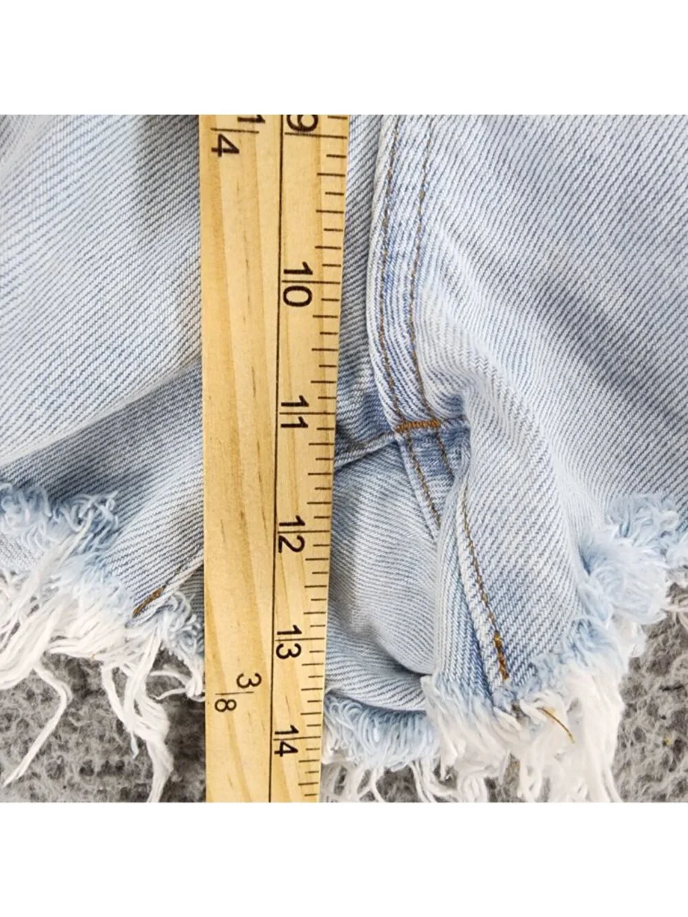 Madewell Shorts Womens 28 Light Blue Stretch Relaxed Denim Jean Jorts Cutoff